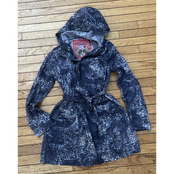 Bernardo Jackets & Blazers - Women’s Collection By Bernardo Blue Lightweight Belted Rain Jacket Size Medium